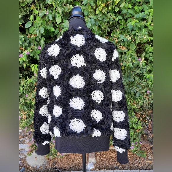 OO LALA women's black with white cardigan sweater SIZE LARGE - Picture 3 of 16